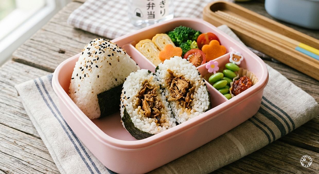 Resep Nasi Kepal Onigiri Ayam Suwir - KulinerBDG